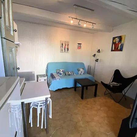 Résidence Marie Louise - De 35m2 Avec 4 Couchages à Sanary-sur-mer Proche Des Plages Mae-9824 Six-Fours-les-Plages